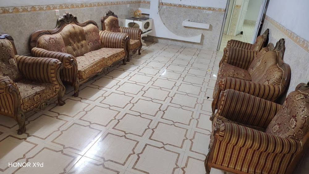 تخم قنفات ملكي ب 270 للاتصال ع *********** كركوك, العراق
