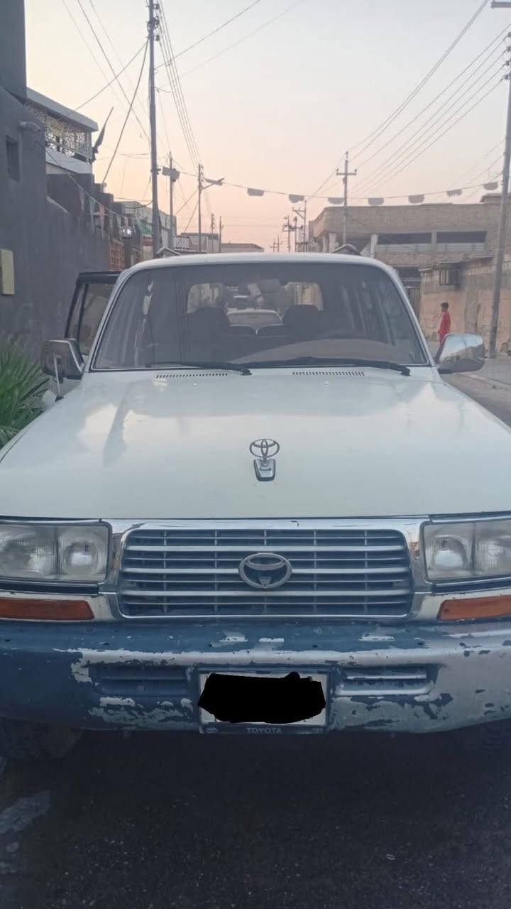 السلام عليكم  ليلة علوي مديل 1994محرك بطه 300
السعر 50 بيها مجال  
البصره/الزبير 
***********@

