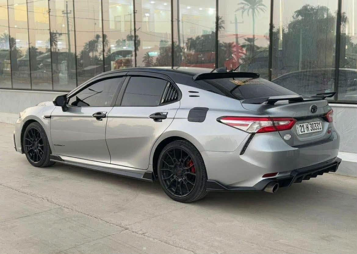 تويوتا كامري TRD V6 موديل 2020

محرك 3.5 لتر V6
قوة 301 حصان
ناقل حركة أوتوماتيك 8 سرعات
فئة TRD الرياضية
ويلات 19 إنج رياضية TRD
تصميم خارجي رياضي مميز
داخلية بتفاصيل وطابع TRD
مثبت سرعة
تحكمات
رادارات

الحادث:
الدعامية الأمامية وشوية من البنيد
بدون إيرباك
الإيرباكات موجودة
صور الحادث متوفرة

رقم سليمانية باسمي

الموقع: ديالى
واتساب: ***********
رقم التواصل: ***********

نص مكتوب في الصور:
- BidFax.info