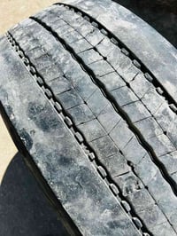 زوج تاير • حرفش
