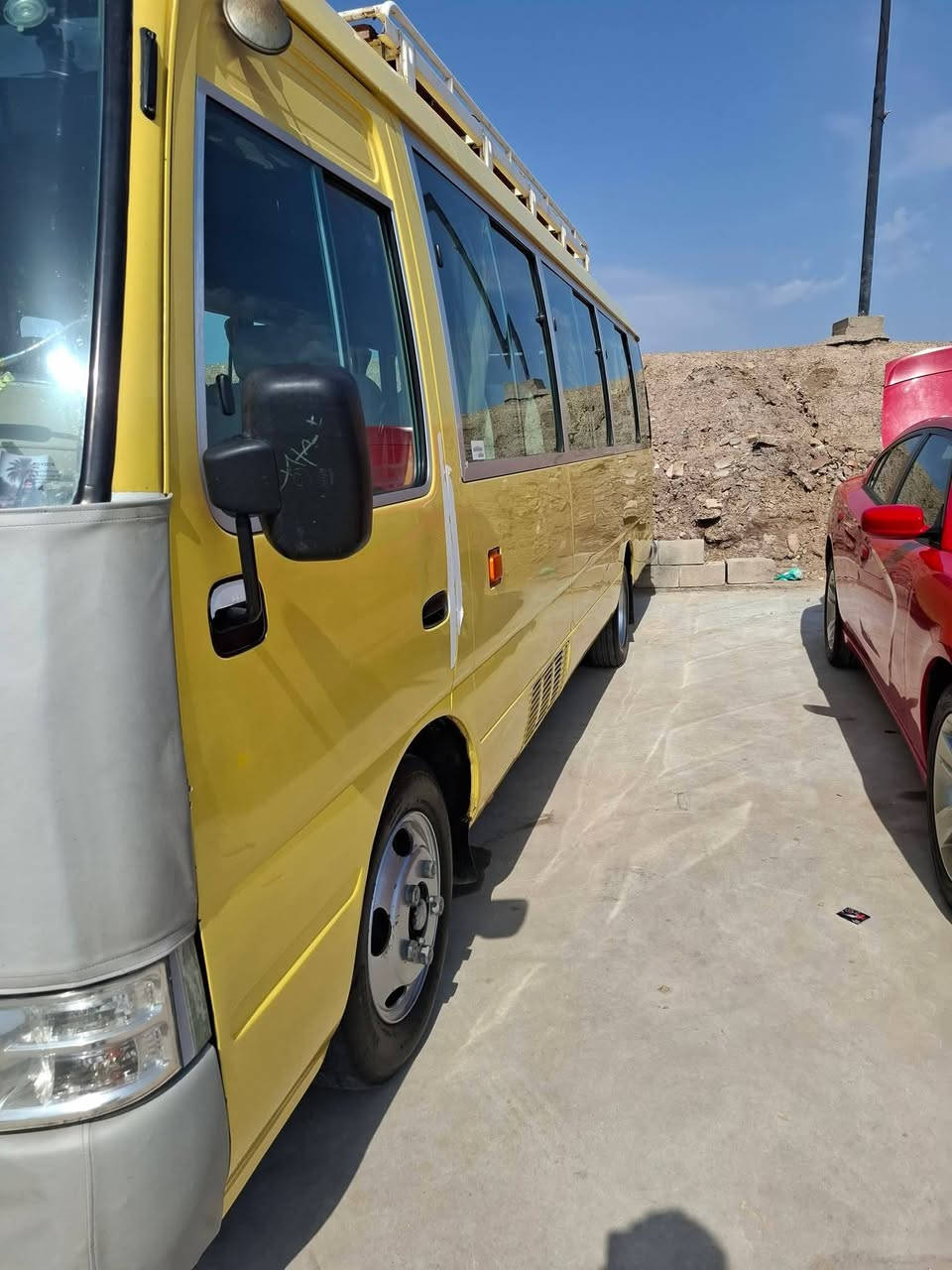 سلام عليكم كوسترللبيع مديل ٢٠١٤بصره الون اصفربلادي سياره مكفوله صبغ بلذيل قليل والباقي مكفول كيرمكينه اكسن بحاله جيدا جداالسعر٣٤٠$بيه مجال للشراي ***********
