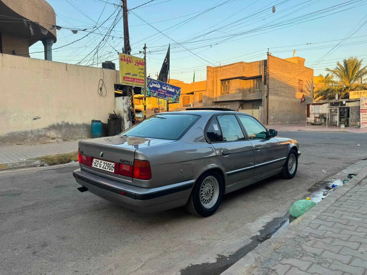 السلام عليكم بي أم موديل 92 حجم 525 اصل سيارة وارد الأماني تبريد شغال تخم تاير جديد حداديه جديد داخل جلد كهربائيات كلها شغال المكينه مسكر رقم اربيل وتحويل ثاني يوم ا
ملاحظه المكينة بيها تبخير العنوان بغداد السعر 65 وبيها مجال ***********

