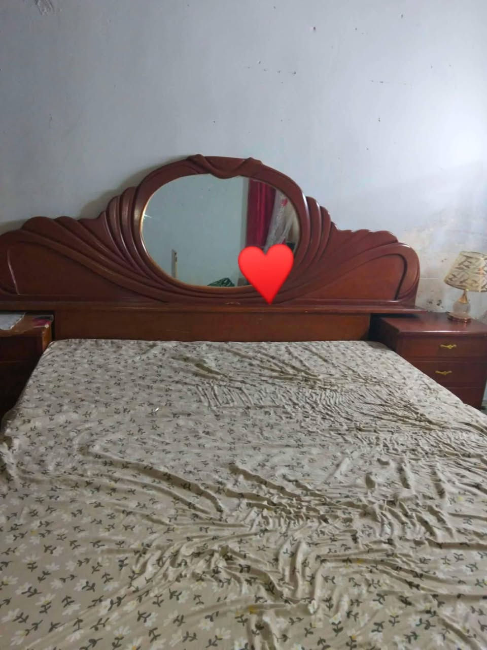 مكلف بالنشر.
 غرفه صاج عراقي حطاطه 
سعرها 550 وبيها مجال
التواصل فقط واتساب 
***********
