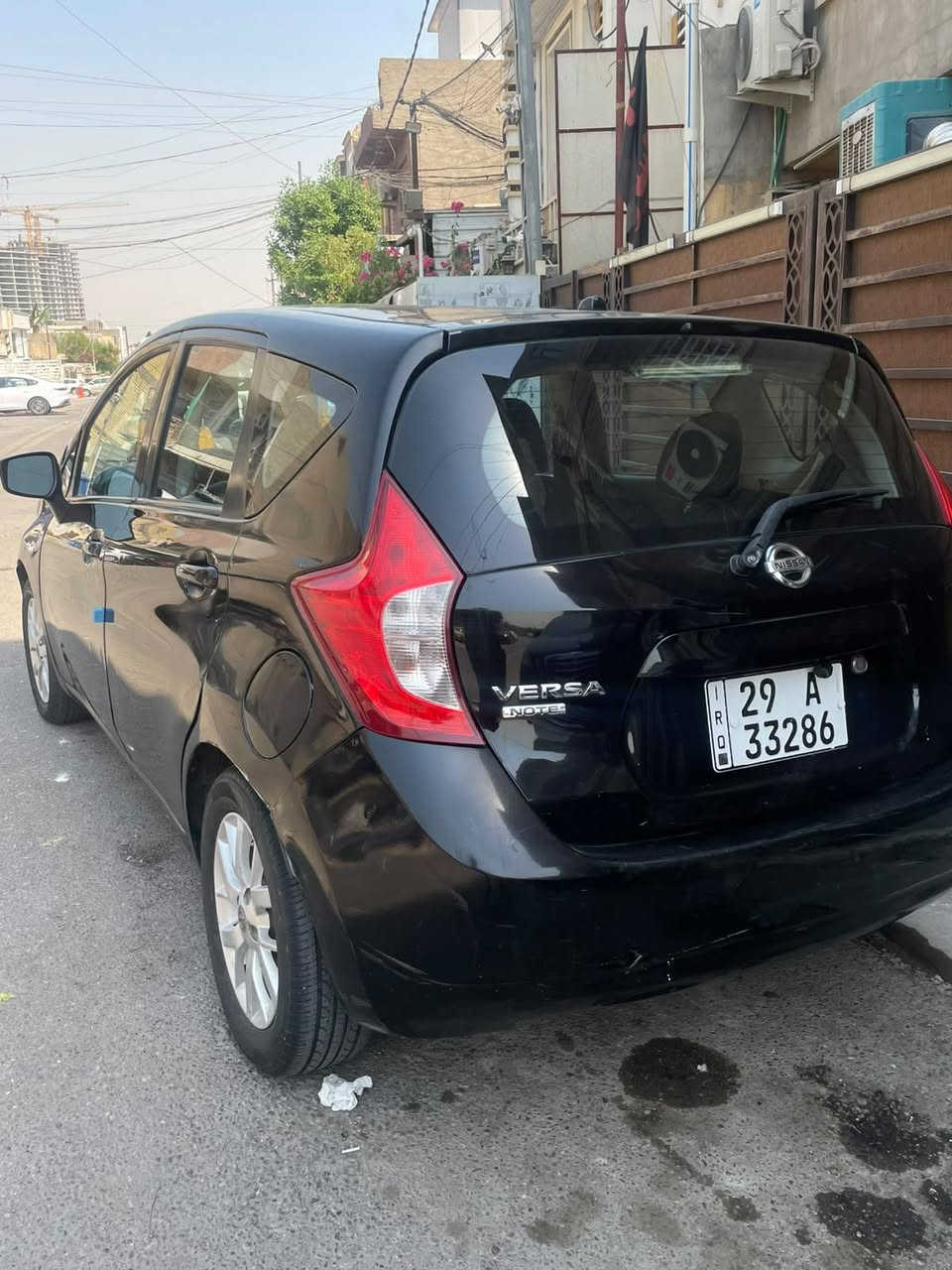 Nissan Versa 2015 
رقم واسط دولي تحويل مباشر 
حادث امريكا جامغ فقط هنا بيهه طخطخات مصبوغه حزام بدون دواخل 
مكينه جديده تبريد شغال حداديه جديده 
سياره جاهزه مابيهه نقص شاشه تحكمات جام كهربائي 
بيع او مراوس سعر 77$ 
مكان بغداد الحريه 
***********
