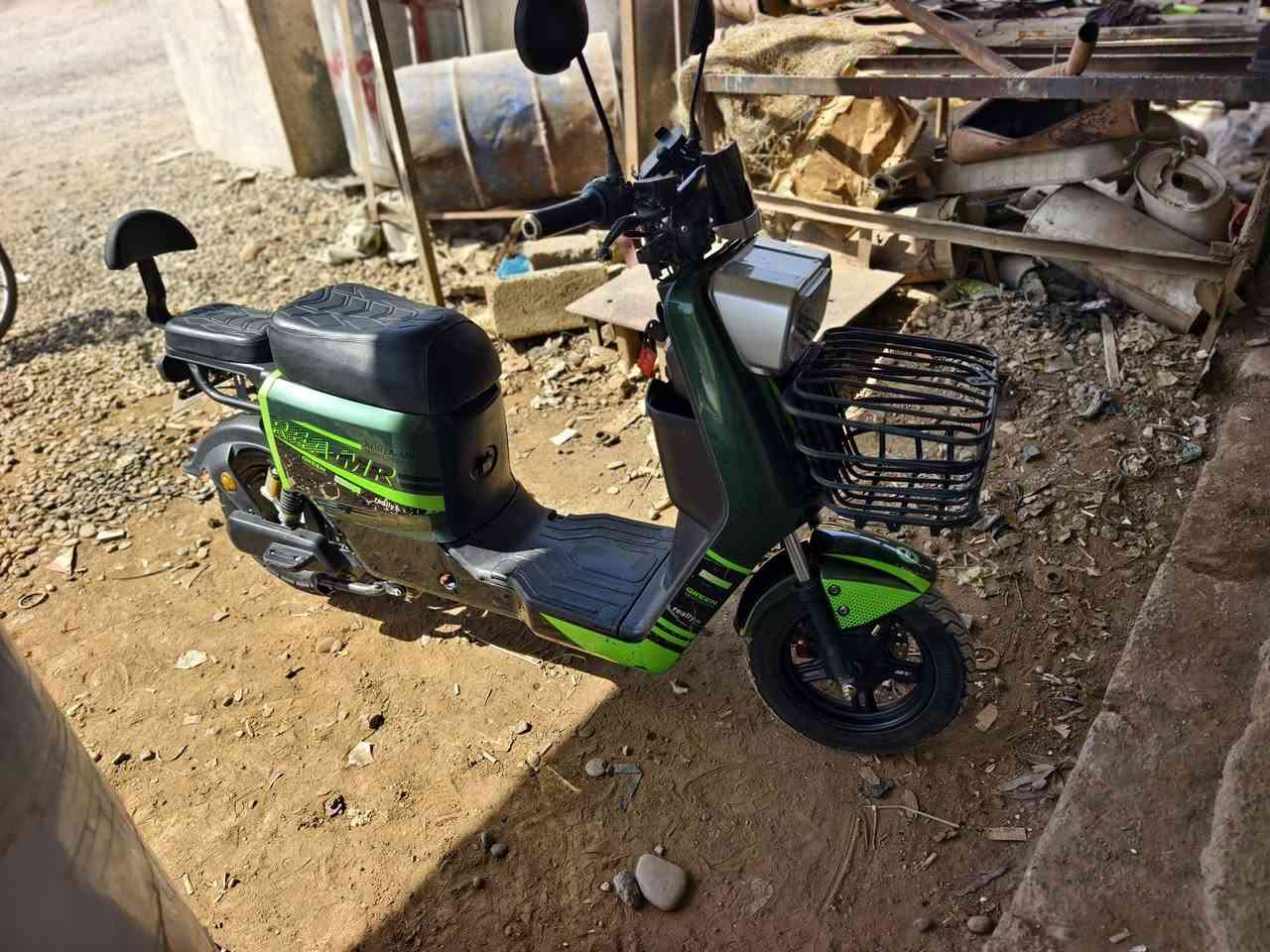 دراجة شحن ار 7 للبيع ونلي
بطاريات 32 ونلي

النظافة فوول السعر 475 وبي مجال بسيط 

الشراي يخابر ***********

مكاني ناحية الزاب
#ملاحظة يرهم بدون بطاريات
