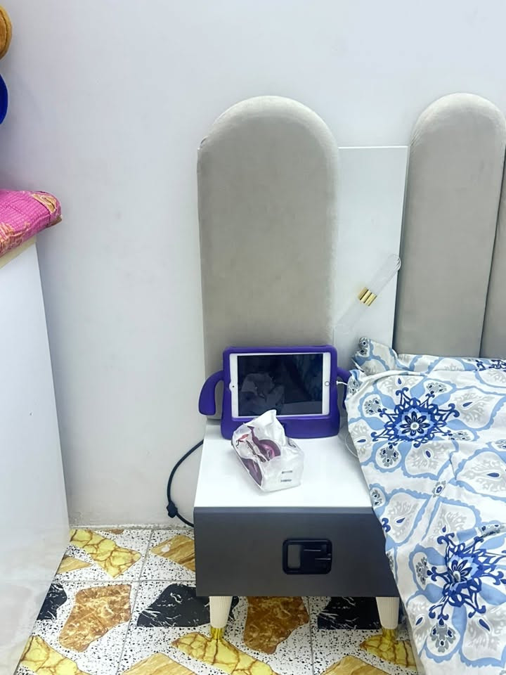 غرفه نوم جديده مستعمله شهر
***********

