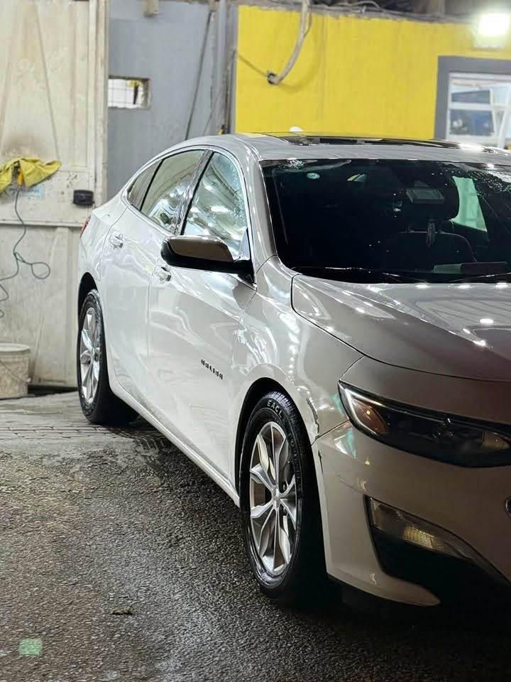 ماليبو ٢٠٢٤ ابيض lt فول مواصفات 
1500 تيربو 
رقم كربلاء 
الحادث مثل ما موضح بل صوره 
ايرباك طاك فقط الي بصف السايق سليم . 
كير ومكينه مكفوله 
١٦٥ السعر 
***********
