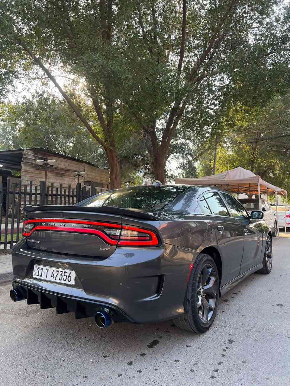 🔥 للبيع دودج تشارجر GT 2019 سوبر تراك 🔥

🚘 الموديل: Dodge Charger GT
📅 السنة: 2019
🛣️ الممشى: 68,000 ميل
📍 المكان: بغداد

✨ المواصفات والتفاصيل:
• فئة GT – Super Track Pak
• مكينة قوية وأداء رياضي
• كير أوتوماتيك
• جنوط رياضية
• إضاءة LED
• سبويلر خلفي
• دبل عادم رياضي
• داخلية مرتبة ونظيفة
• شكل رياضي مميز

🔧 حالة السيارة:
• السيارة حادثة سابقاً قطعتين
• الجاملغ معدل بارد
• البنيد نفسه مصلح
• السيارة مكفولة مكينة وكير 
السياره بيها اصبعين براس الشاصي
• الفحص والمعاينة على الطبيعة

📍 السيارة موجودة في بغداد

السعر 198 وبيها مجال بسيط

📩 للجادين فقط، مراسلة خاص لمعرفة السعر والتفاصيل.
***********  واتساب
🔥 سيارة مرتبة وحاضرة تجي تفحص وتشوف بعينك واحنه حاضرين 🔥
