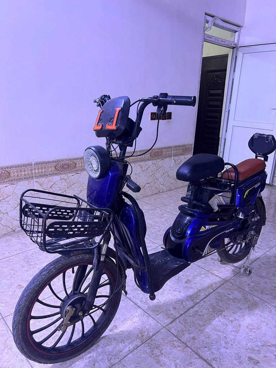 باسكيل شحن موديل ٢٠٢٤ شغال كامل وشحن زين سعر ١٧٥ وبيه مجال قليل مكاني كركوك صياده ***********
