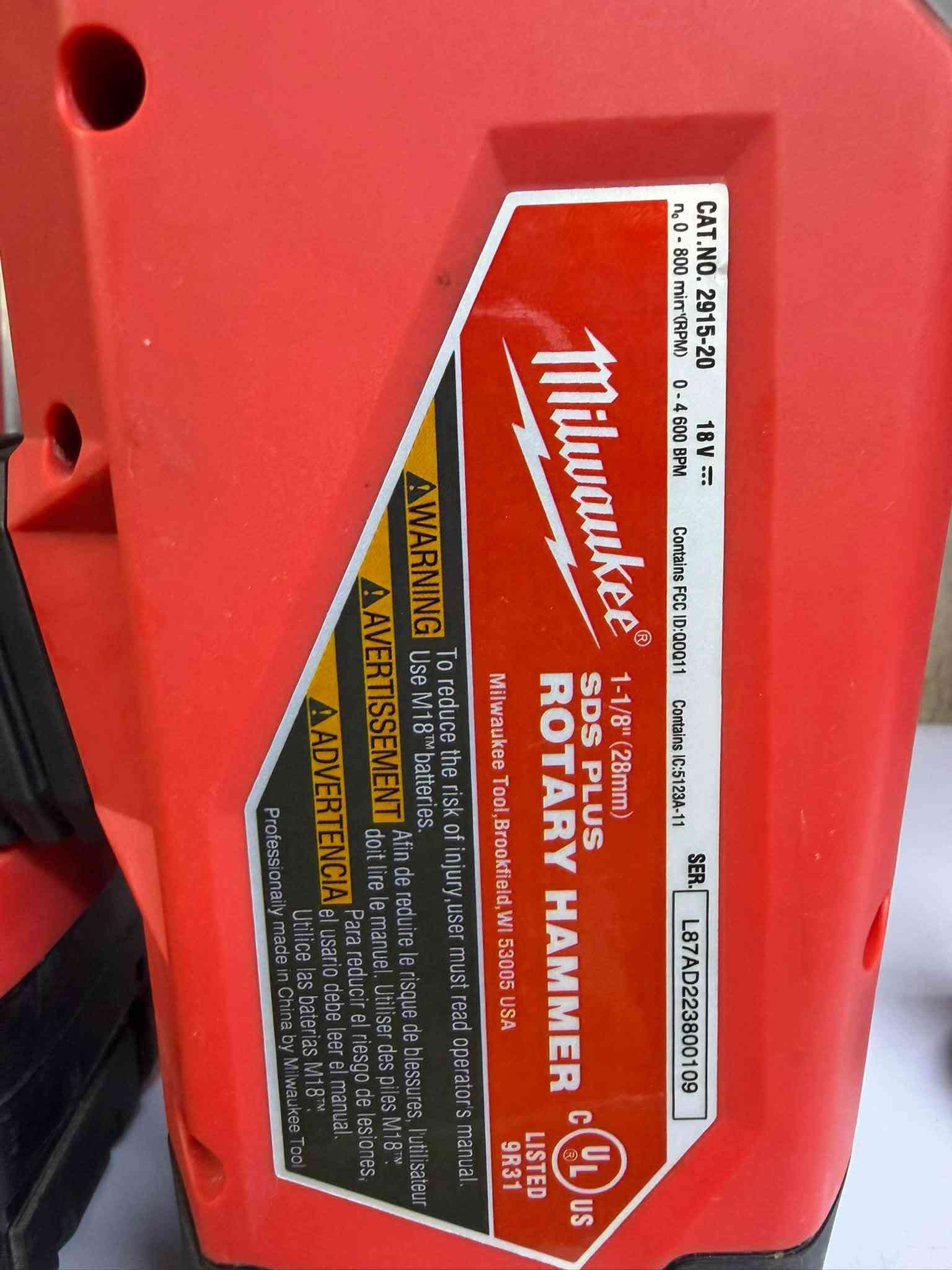 سلام عليكم اخوان
متوفر Milwaukee ملواكي ( فقط اصلي وكاله) فارغ وكامل 

الشراي ايراسلني  توصيل متوفر 

*********** واتساب

