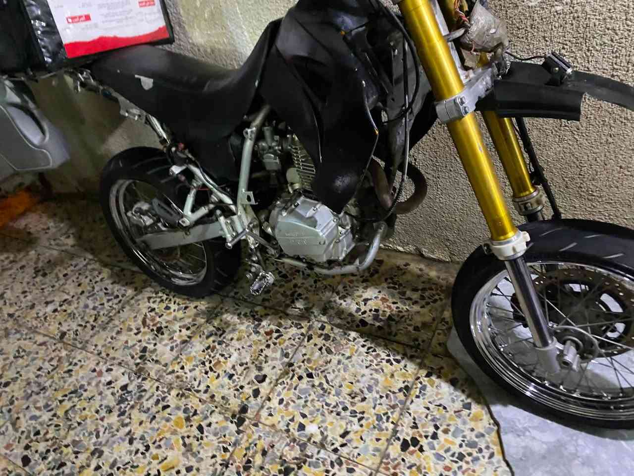 السلام عليكم دراجه قفاز محرك ايراني ٥كير سعر 400
وبيهة مجال حك الجيه فقط بيهة فطر بل كابريتر مكاني بغداد الدوره ابو دشير للتواصل ***********
