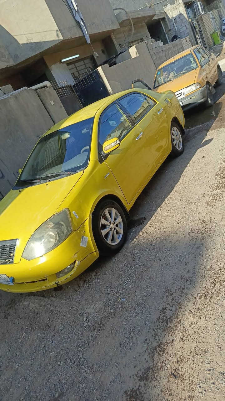 جيلي موبل 2010
سيارة بلادية عدة شبر صبغ بل جاملغ الخلفي 
كير بي ونة بل اكسل مكينة حلوة 
صدر تخم تاير جديد 
هيئة ما مسجلة 
السعر 28
***********
