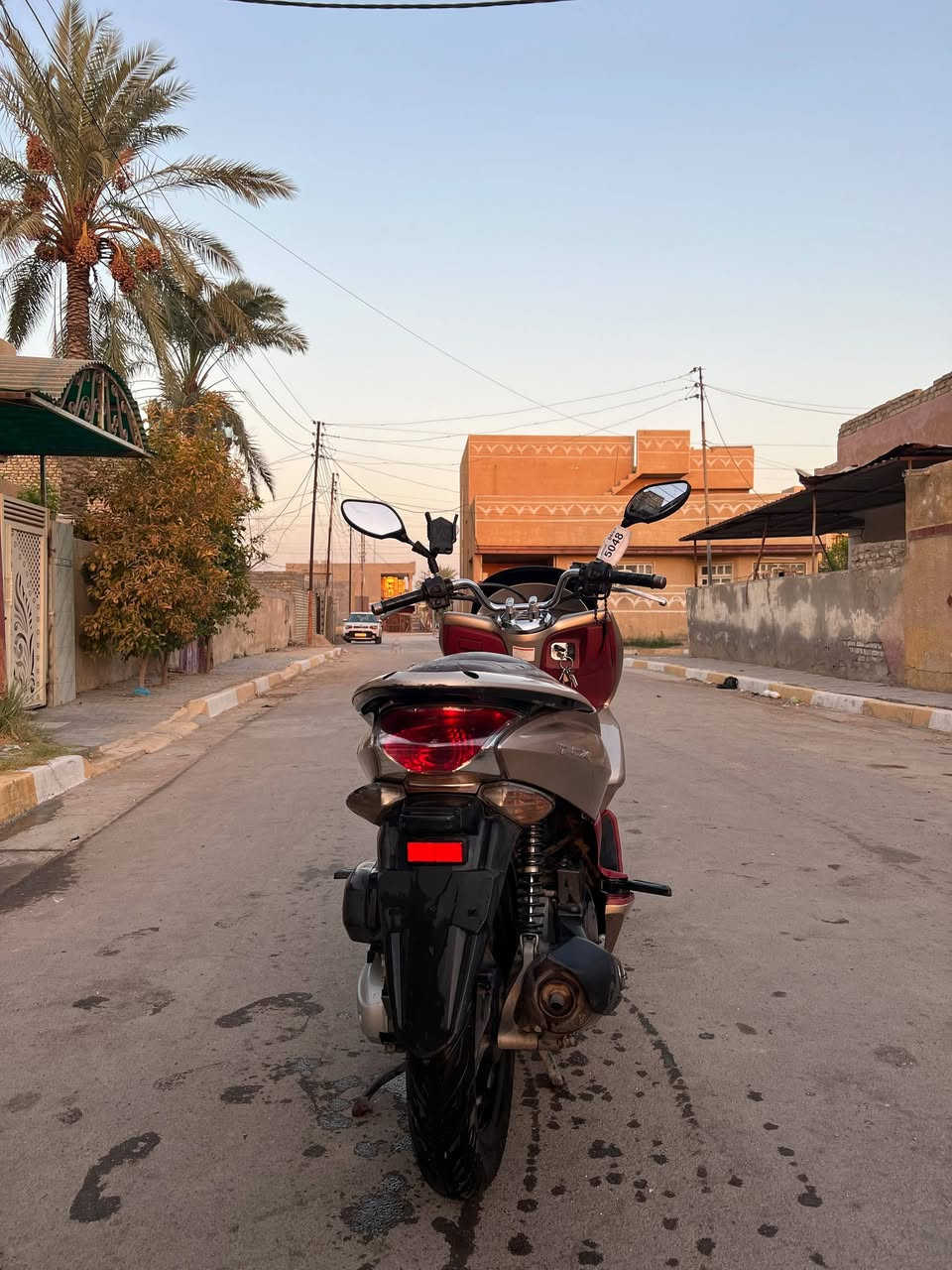دراجة pcx جيل اول مكينه 150 الدراجة كدام عينك النظافة ممشاها 20 الف شكد متكول نظيفة قليله بحقها بلادية الدراجة السعر خاص او الاتصال على الرقم 
‏‪***********‬‏
