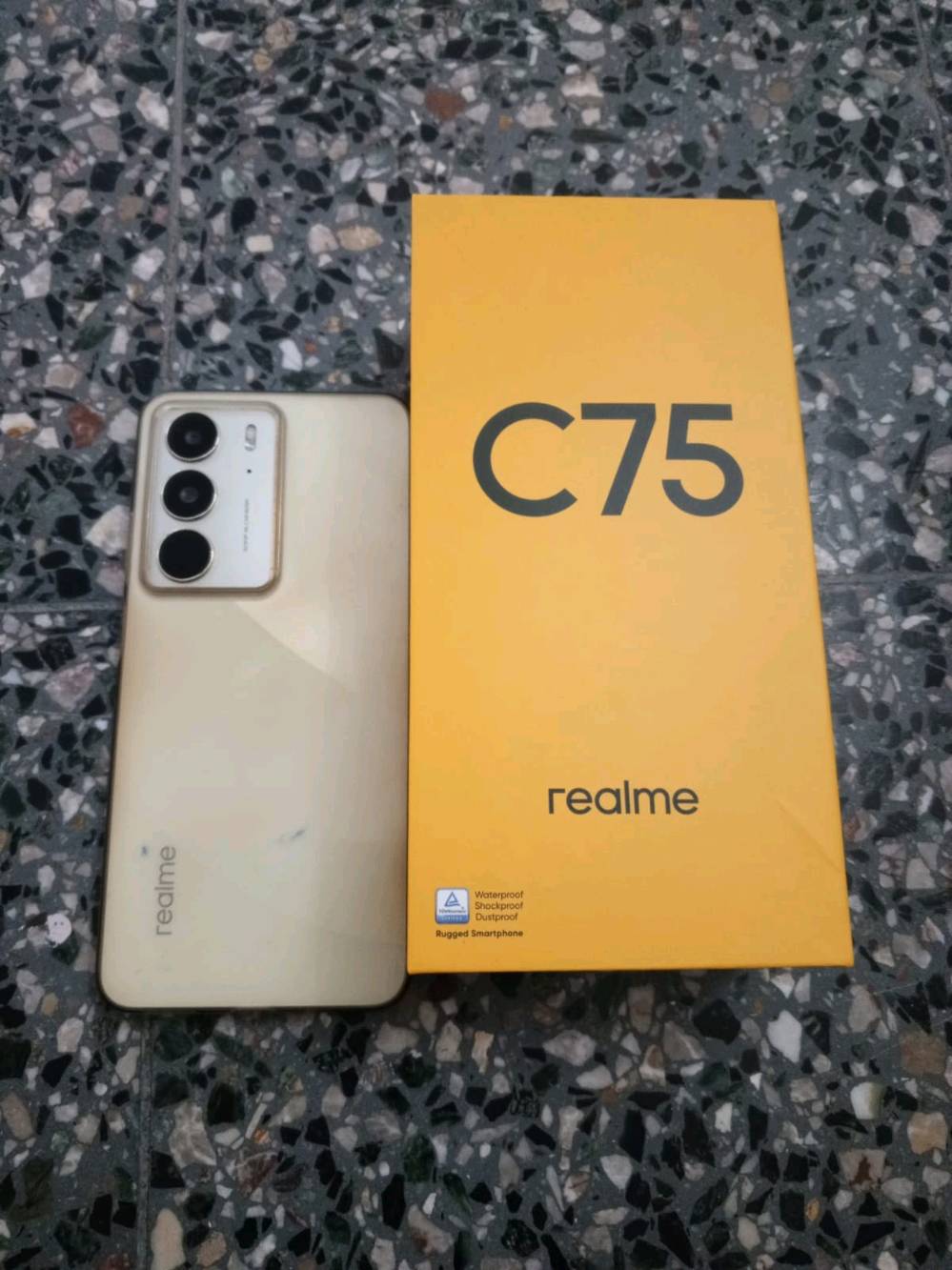 ريلمي C75 • ٢٥٦ جيجا • ٨ جيجا رام
