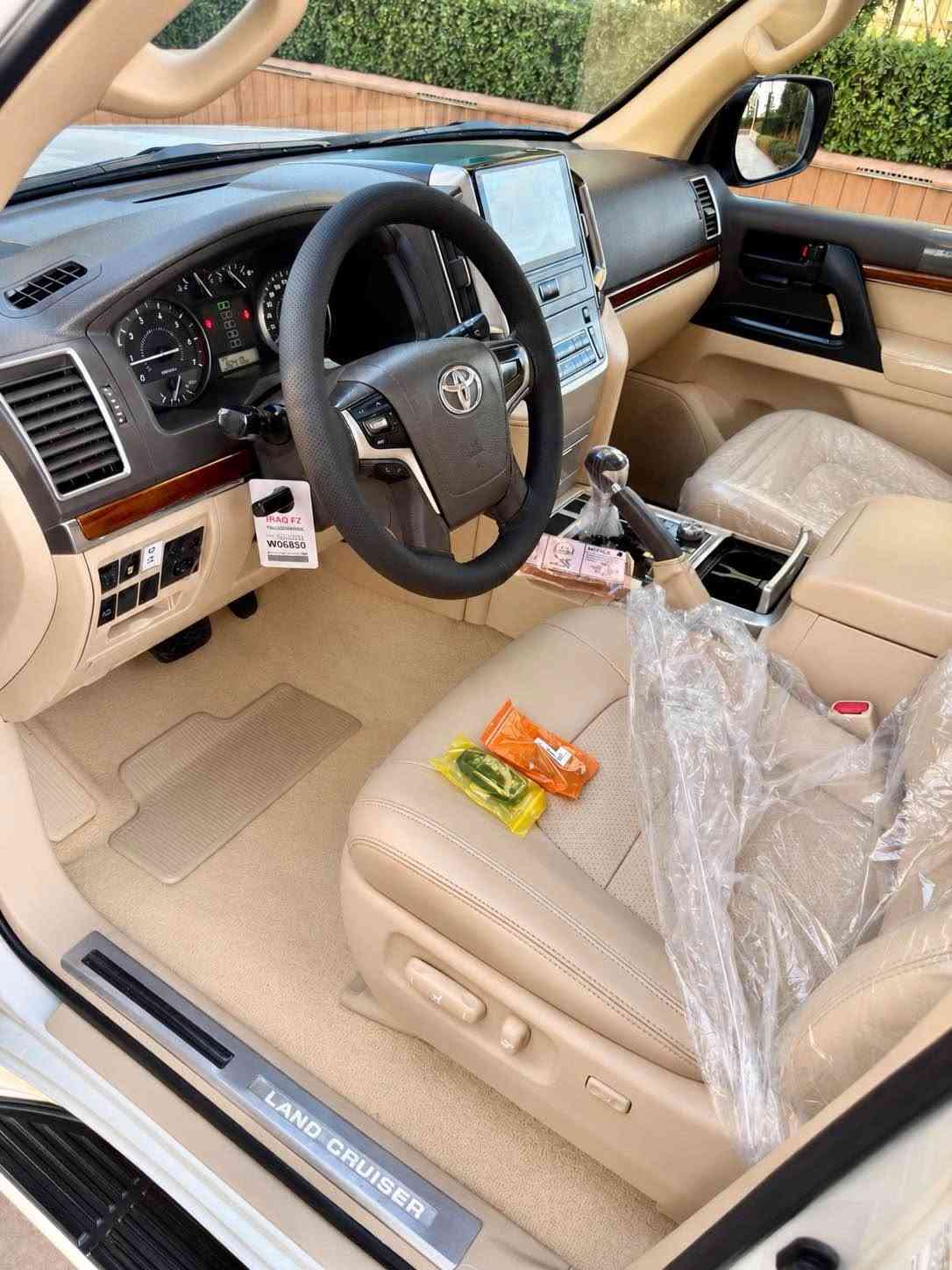 ‏Land cruiser GXR  2017     V6  92,000km‏

لاندكروزر 2017  ساز باب أول وايديشن  بشرط فحس شريكة 
‏‎ملاحظە : الاخوان رجائن بس بیع نقد بدون مراوس📌
أخت زيرو بل كارتون 📦📦
‏‎لاندکروزر 2017  SAS 
‏‎💎محرک 6 سلندر 
‏‎⌛️ماشي 92,000 ألف
‏‎💎 بسمطين  +سماعة بيلادي +فرشات بيلادي مجوود 

‏‎💎 مكفولة كفالة عامة من الدعامية إلى الدعامية
‏‎ 💎 بدون صبخ .بدون بارد  ،بدون رصعات ،بدون حتى شخط
‏‎دعاميات هم بدون صبغ ،رمل مابي ،لحية بدون صبخ ..بقية كلها بشرط

‏‎🧬فول فول مواصفات
‏‎شاشة كبير لمس 5 كاميرا حاسة رادارات
‏‎كاميرات 3 شاشات سيلاد فتحة سقف 
‏‎كشن جلد كشن كاراباي شحن موبایل  8 اريباك تبريد مركزية
‏‎بصمة تشغيل عن بعد باب جاك سلاجة ليد زينون 
‏‎تحكمات ستيرن دبل فوليوم فورويل هوك
‏‎سيارة بها 2 بصمة من شركة جديد جدأ 
‏‎سيـارة عل نظافتها احسبها صفر زيرو

💎 تخم تاير دنلوب الاصلي

‏‎ 💎محرك كير بشرط مامفتوح
‏‎سيارة حيل نظيفة كلشي عل بلاد لوك
‏‎سنوية زنكة كلشي جديد مدفوع لـ2031
‏‎باسمي السنوية بشرط تحويل و خرامة 
‏‎سيارة مابيـها دينار مصرف كامل من كل نواحي

‎‏‎♻️نفسي يوم /تحويل و وكالة حاظر
‏‎📍مكانك /داخل سليماني

‏‎💵 سعر 438$ 
‏‎☎️موبايل/ *********** السليمانية, العراق
