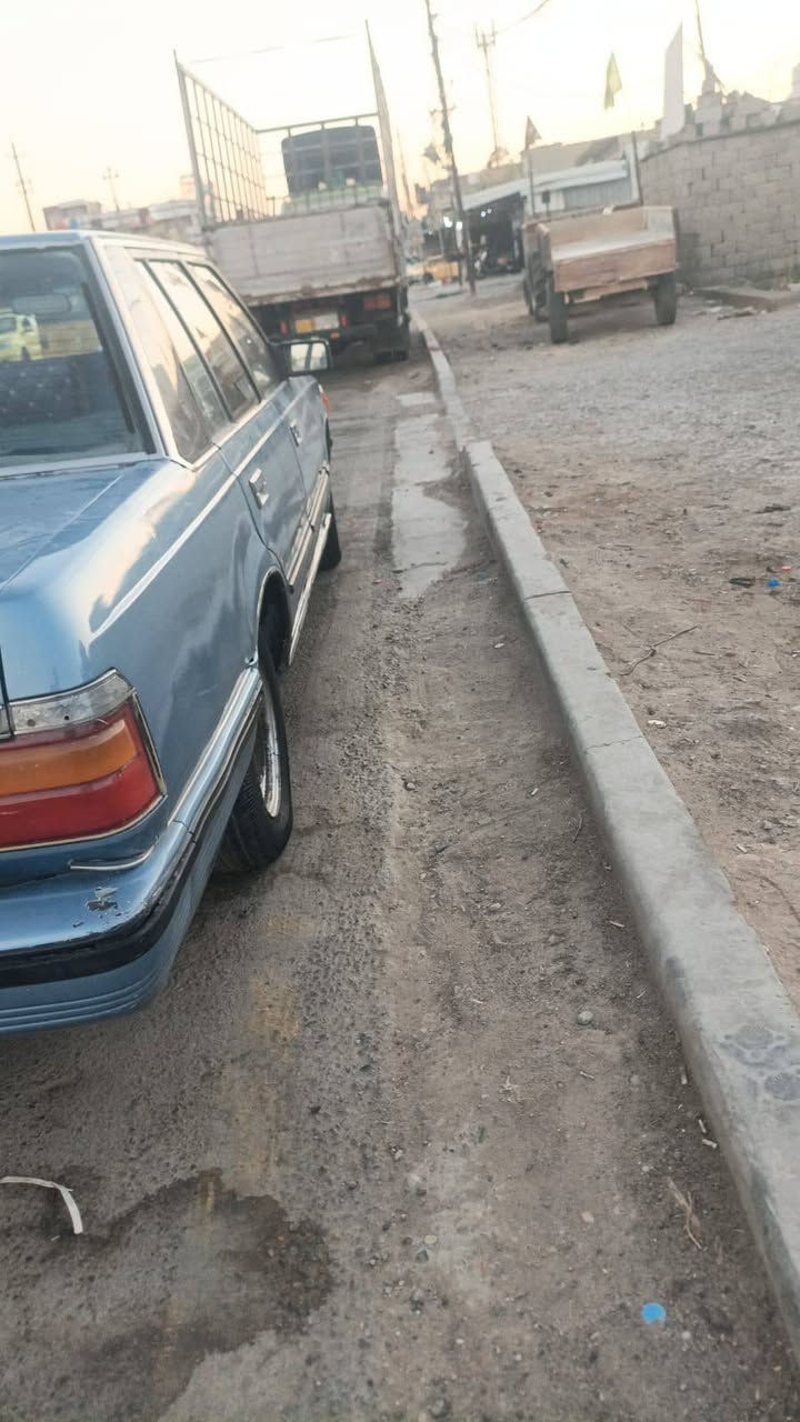 السلام عليكم سوبر موديل 84سياره معمره ومصبوغه عام صدرها جديد  تبريدها شغال سنويه لل30 هزه جديده مكينه وكير عادي واكسل مكفولات سياره عوزها دوشمه بطابين بوب بس باسمي السياره معروضه ب33وبيها مجال مكانها بغداد الزعفرانيه
***********
