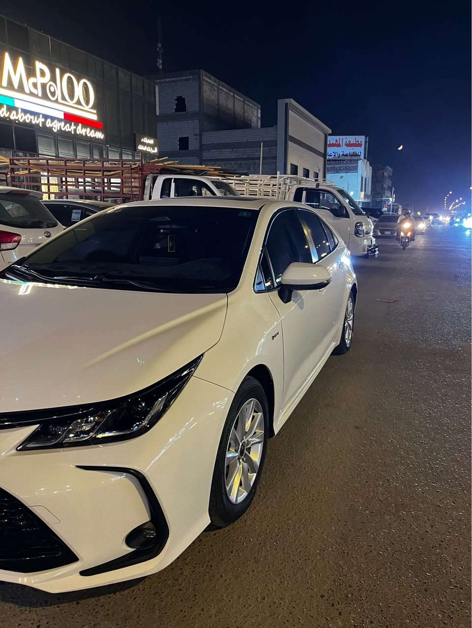 كورلا شكل الخليجي موديل2025
الممشى32 الف وقابل للزياده

🔥#بيهى باب التصوير موجود حادث بصيط 

بسعر  150) مجال بسيط 

اليكم التفاصيل الآتية:

🚙تيوتا كورلا

✅  شكل الخليجي 
@
✅ الموديل2025 

✅ سعة المحرك 1,8L

✅ مرتبط بناقل حركة أوتوماتيكي 

✅ عدد AIR BAG 8

✅ سلايد رووف

✅ لايت زينون + LED

✅ حجم الاطار 205/55R16 

✅ ويل كب 16

✅ مفتاح التشغيل بصمة

✅ دشبول ديجيتال 

✅ شاشة اصلية

✅ كاميرا 

✅ المقاعد جلد اصلي 

✅ تتسع المقصورة ل 5 ركاب

✅ مثبت السرعة Cruise

✅ تحديد المسار

✅ المودات والأوامر الصوتية

✅ فحص أنظمة السيارة 

✅ حساسات ضغط اطارات 

✅ تبريد شاشة

✅ قطعتين تبريد

✅ هاند بريك بصمة

✅ نظام مانع الانزلاق 

✅ اوتو هولد Auto Hold 

✅ اشارة في المرايا الجانبية

✅ مخرج منفذ الطاقة

✅ ا  Bluetooth 

✅ كار بلي 

✅فتحة سقف 

عنوان 📍.. البصرة
*********** Singapore
