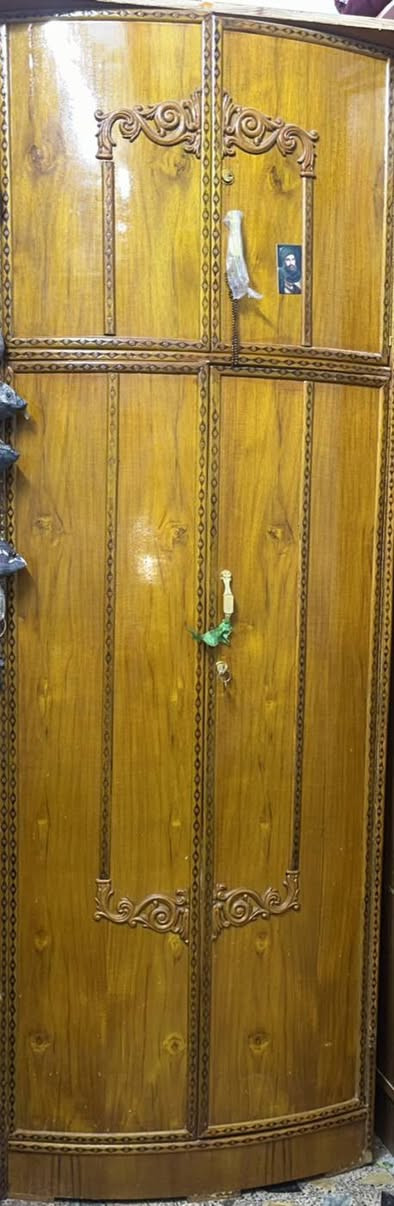 غرفه صاج داخل خارج ٥ ملم
سلام عليكم غرف صاج عراقي تفصال للبيع 
نضافه 90 بل ميه مفصله مليون و300
رايدينه 850الف ***********
