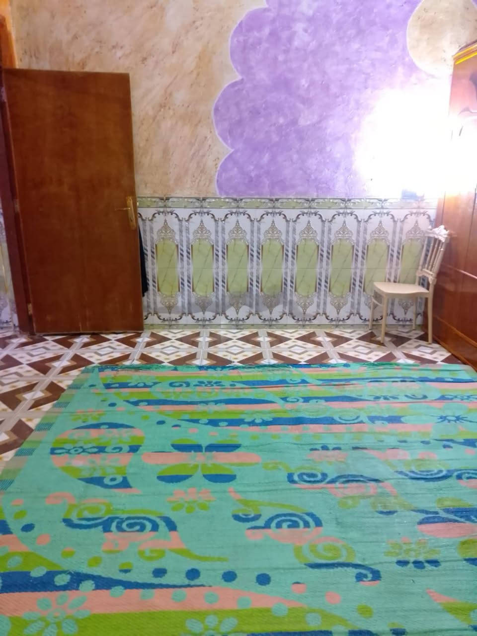 منزل للبيع في حي الشيشان
​المساحة: 100 متر  (5 \times 20)
​التصميم الداخلي:
​غرفة نوم
​صالة مفتوحة
​استقبال
​مطبخ (نظام حار وبارد)
​المواصفات: البيت نظيف ومغلف بالكامل بالسيراميك
​السعر المطلوب: 75 مليون دينار
تواصل واتساب ***********
