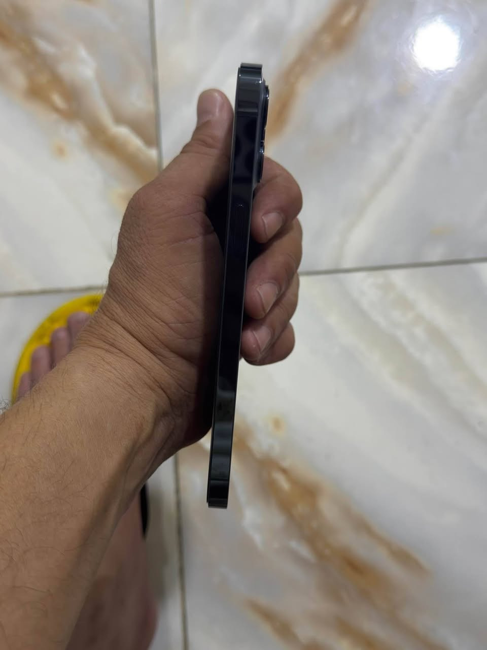 ايفون 12 برو ماكس لون ازرق ذاكره 256 البطاريه 77 الجهاز بلادي مامفتوح ولا مصلح بيه اي شي ياباني مو امريكي بدون ملحقات مكاني بغداد العطيفيه سعره 490 الف نهايته *********** بغداد, العراق
