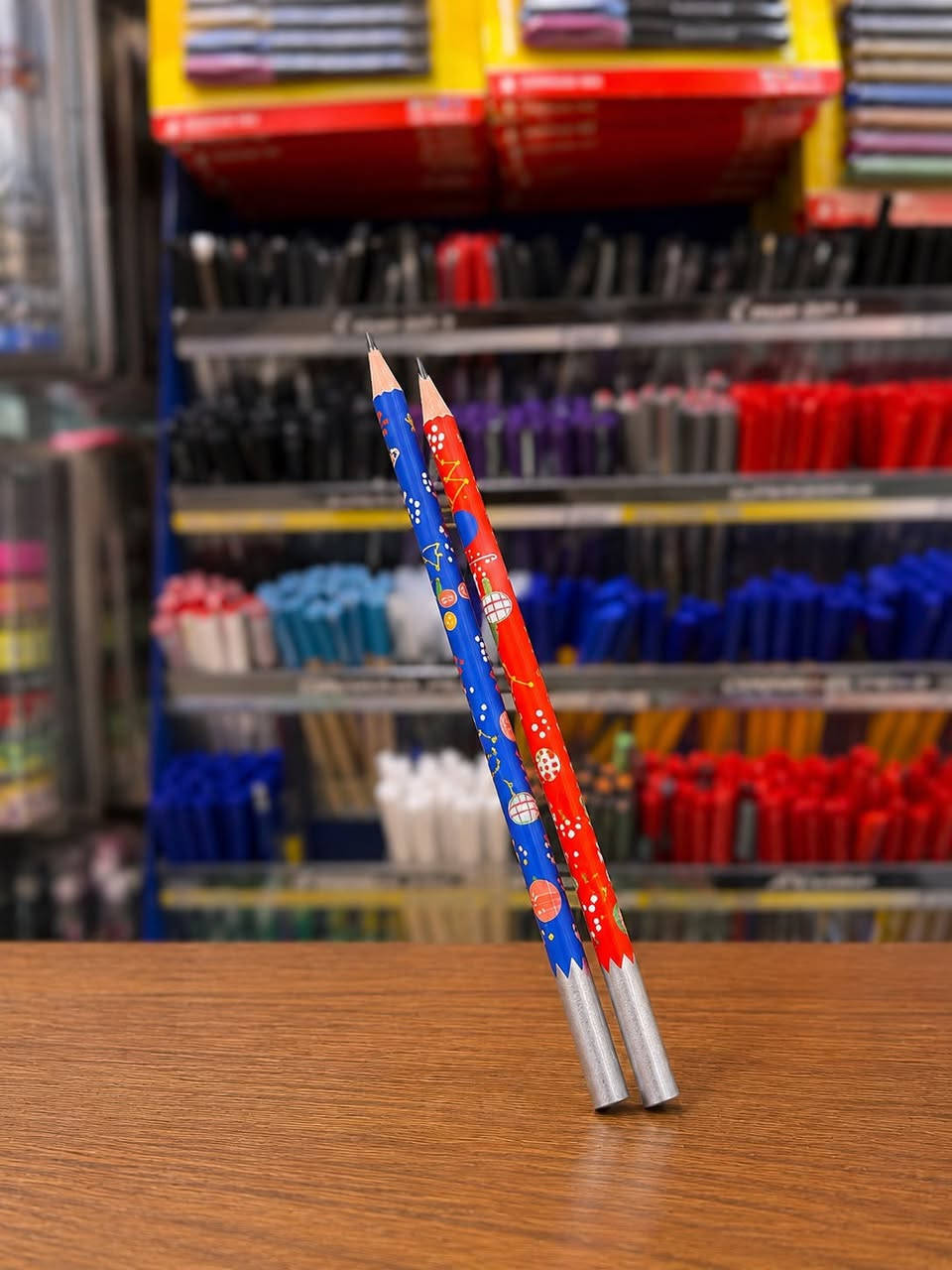 أقلام VERTEX FUNNY Crayonne ✏️

🎨 تصميم مرح وألوان مميزة
📚 مناسبة للمدرسة والدراسة والرسم
✨ أقلام HB بجودة ممتازة
❤️ علبة مرتبة وعملية وسهلة الحمل
🌟 خيار حلو للأطفال والطلاب ولمحبي القرطاسية المميزة
السعر:5,000😍
📍 زورونا  مقابل مجمع الـ A3
واختر كل ما تحتاجه من القرطاسية والمستلزمات الدراسية بأسعار مميزة.

***********📞
