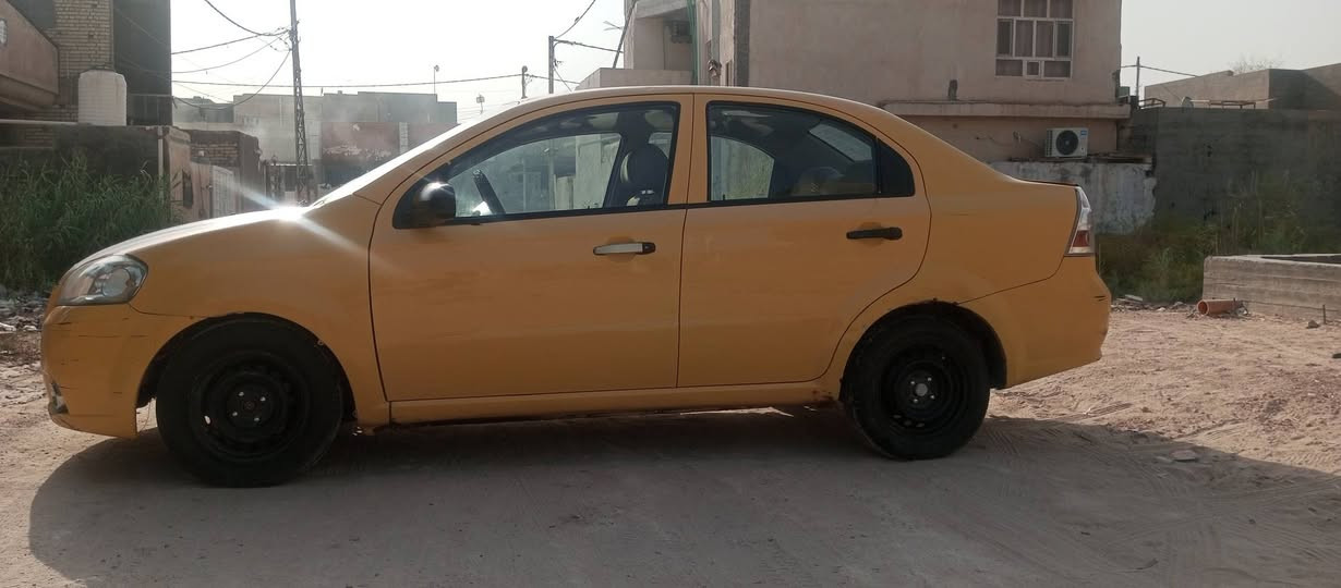 السلام عليكم سيارة افيو للبيع موديل 2010السعر 45 بيه مجال ملاحضة الرقم انكليزي بس هاي الصور قديمة الاتصال ***********
