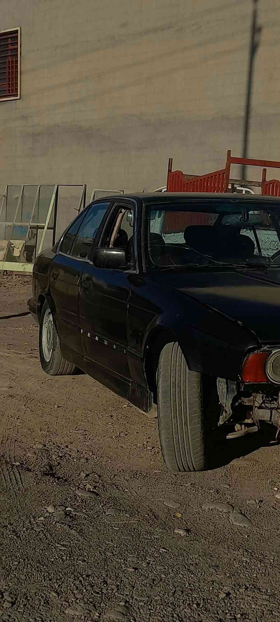 بي ام ٥٢٥ • موديل ١٩٩٤ • كيارة