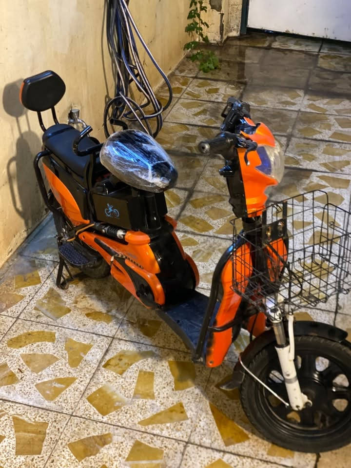 للبيع 
ماطور شحن 

حجم ١٦ 

اربع بطاريات 

ملف 1000w

3 نمر 

سرعه ٦٠ 

اشاير يمين سيار خلاط رباعي
مستخدم ٤ اشهر 
وصل موجود

السعر 225 وبي مجال بسيط 
مكاني موصل حي الحدباء 

 تواصل خاص
***********   واتساب فقط
