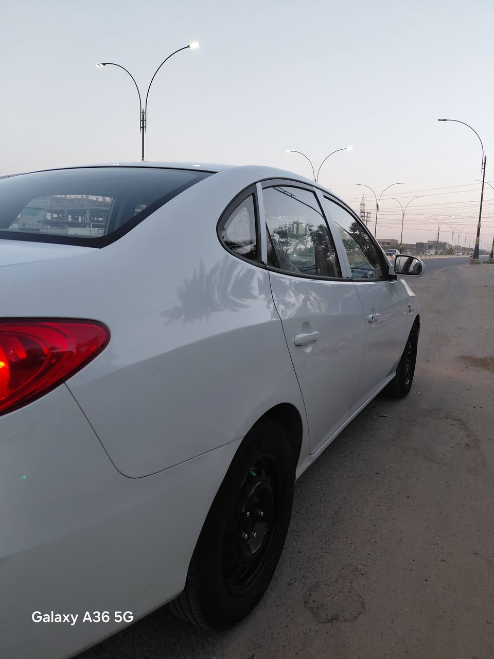افانتي 2009 خليجي  رقم بغداد
محرك 1600 دكشن عالي
كامره وشاشه 
تخم تاير جديد 
تبريد جديد 
بيها جاملغ صبغ وباب كلير 
السونار موجود
السياره نظيفه وجاهزه ع الاخر 

السعر 107  وبي مجال 

***********  واتساب 

*********** اتصال 

السياره بأسمي 
مكاني كربلاء
