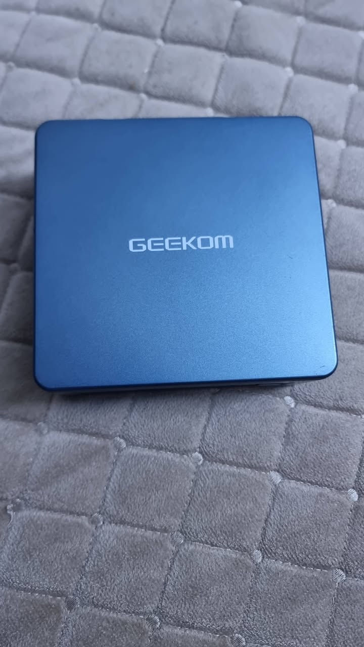 بي سي مني pc mini  جديد نقص قبق ظهر/المواصفات بدون هارد معالج cori7-12 رام جديد 8DDR4
((السعر 285 الف )) بغداد_مدينة الصدر-***********
