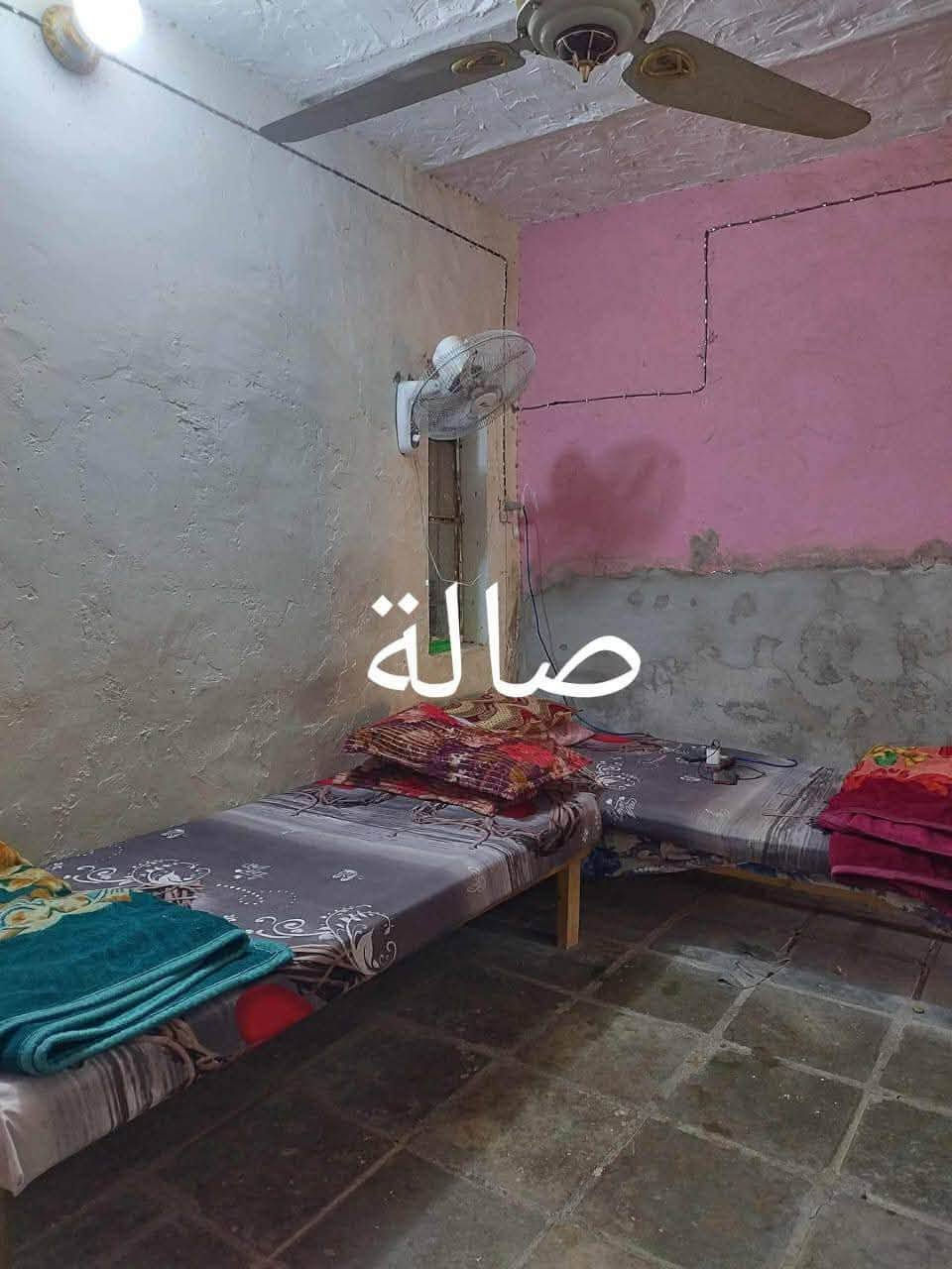 ‏يوجد بيت للرهن
‏ المساحة 100 متر ￼
المدة حسب الاتفاق 
قيمة الرهن 13,مليون 
مكان البيت شارع السايلو ملعب قرب مدرسة الجوهرة

للاستفسار ‎‎ *********** ￼￼
