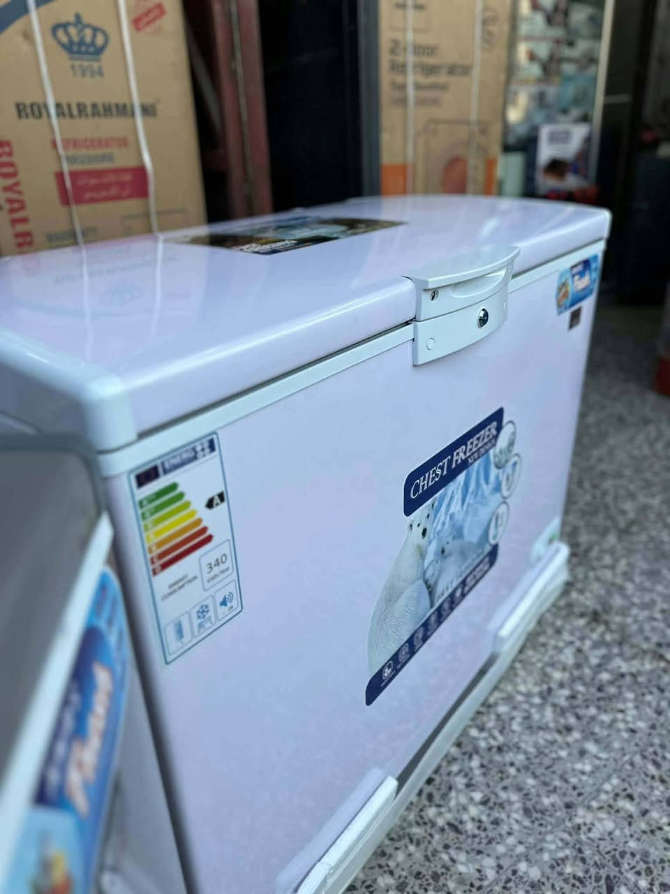 ثلاجات غسالات مجمدات • بالكارتون • كوت الشهداء