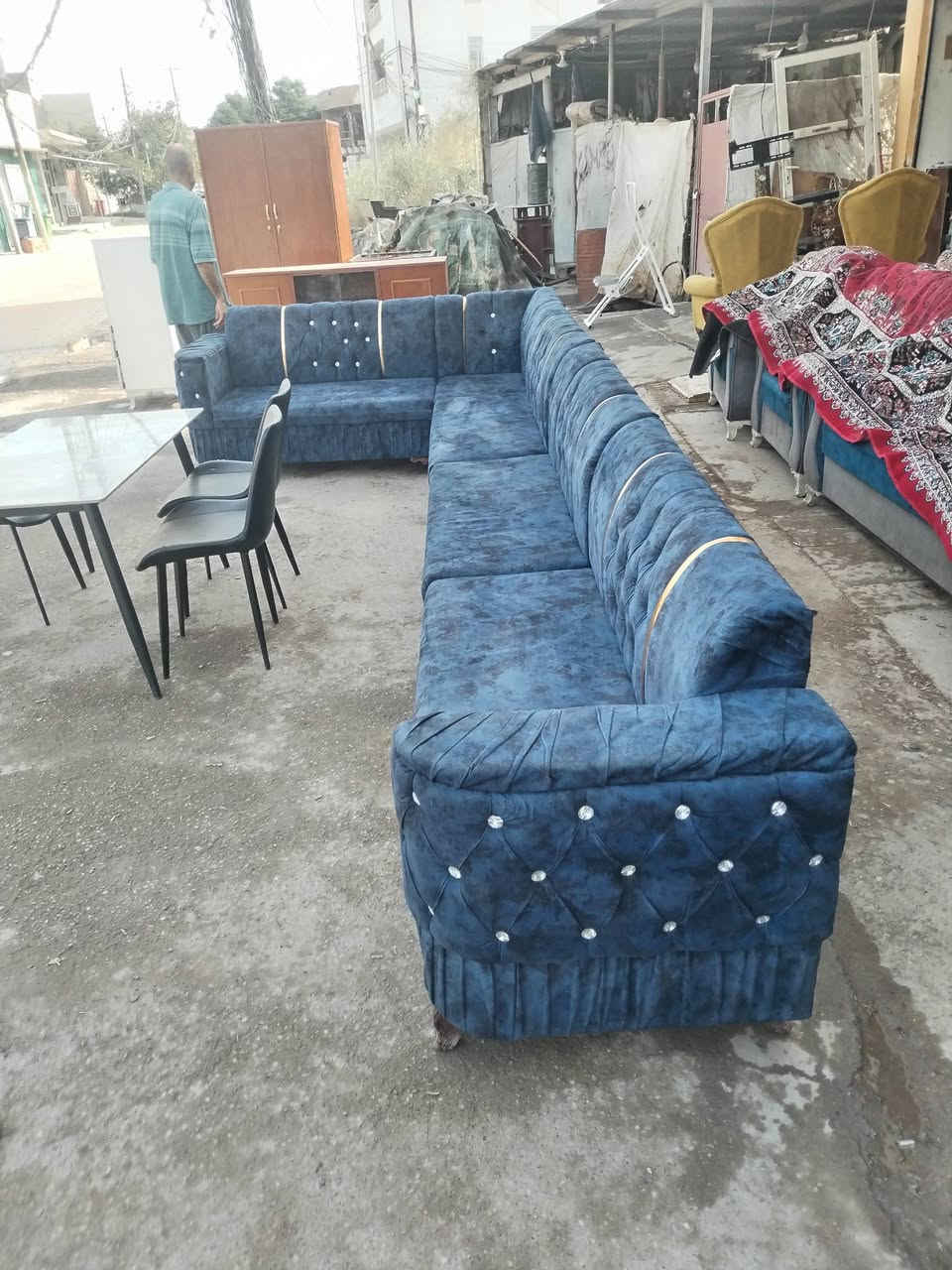 نشتري أغراض • مستعمل وجديد • شارع المفوضية