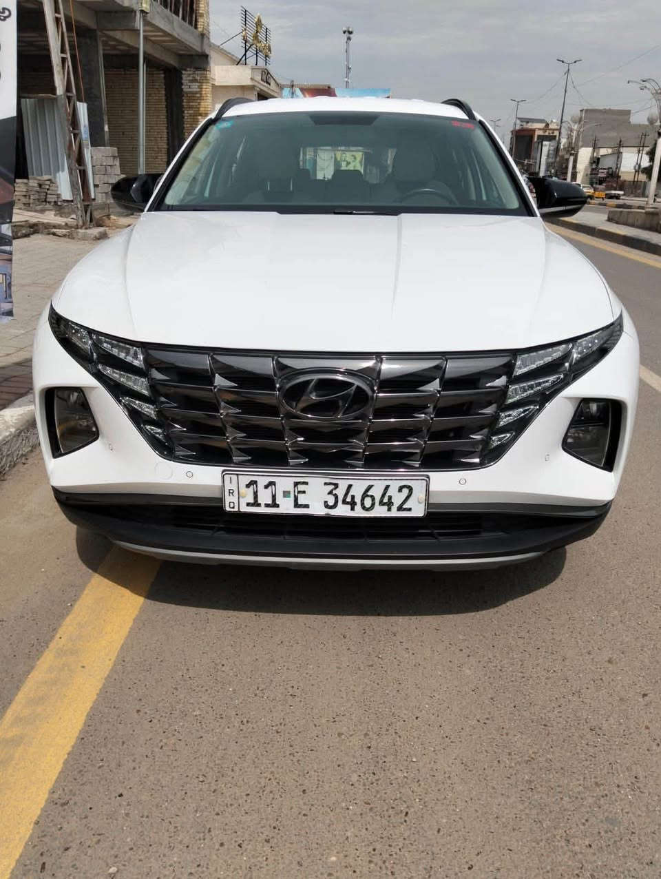 توسان ٢٠٢٣ رقم اربيل خليجي سونار ثنين ماخذله مو واحد من شتريته جان بيه واحد ومن اخذته هم اخذت واحد رقم اربيل سياره نص فول ماشيه ٧٩ الف سياره نظيفه حيل  تعال وشوف وين مي عجبك اخذه توسان ٢٠٢٣ للبيع نص فول رقم اربيل للاستفسار اكثر الاتصال ‭***********‬
