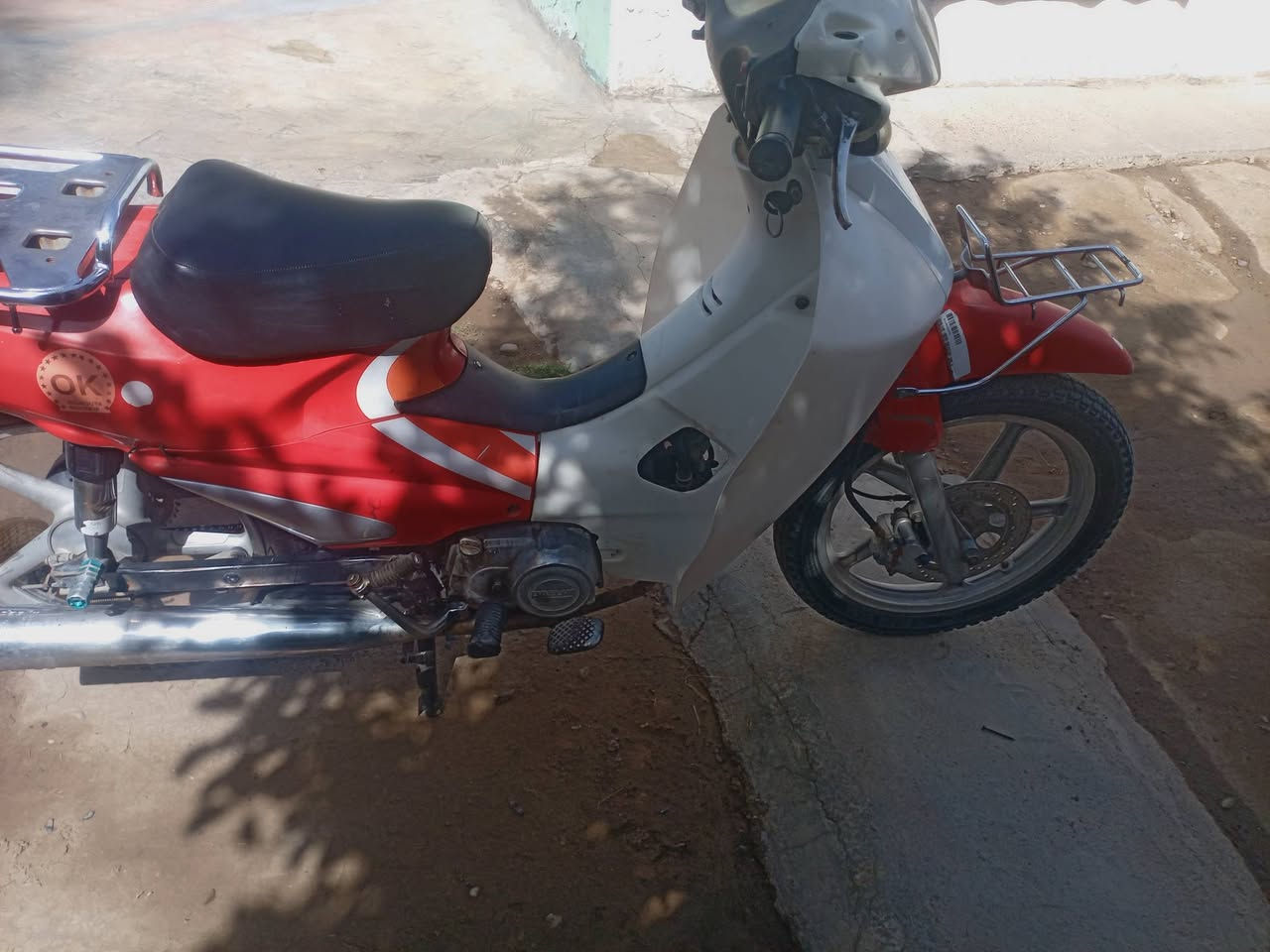 سلام عليكم سلفيز للبيع السعر ٦٠٠ وبي مجال رقم الهاتف ***********
