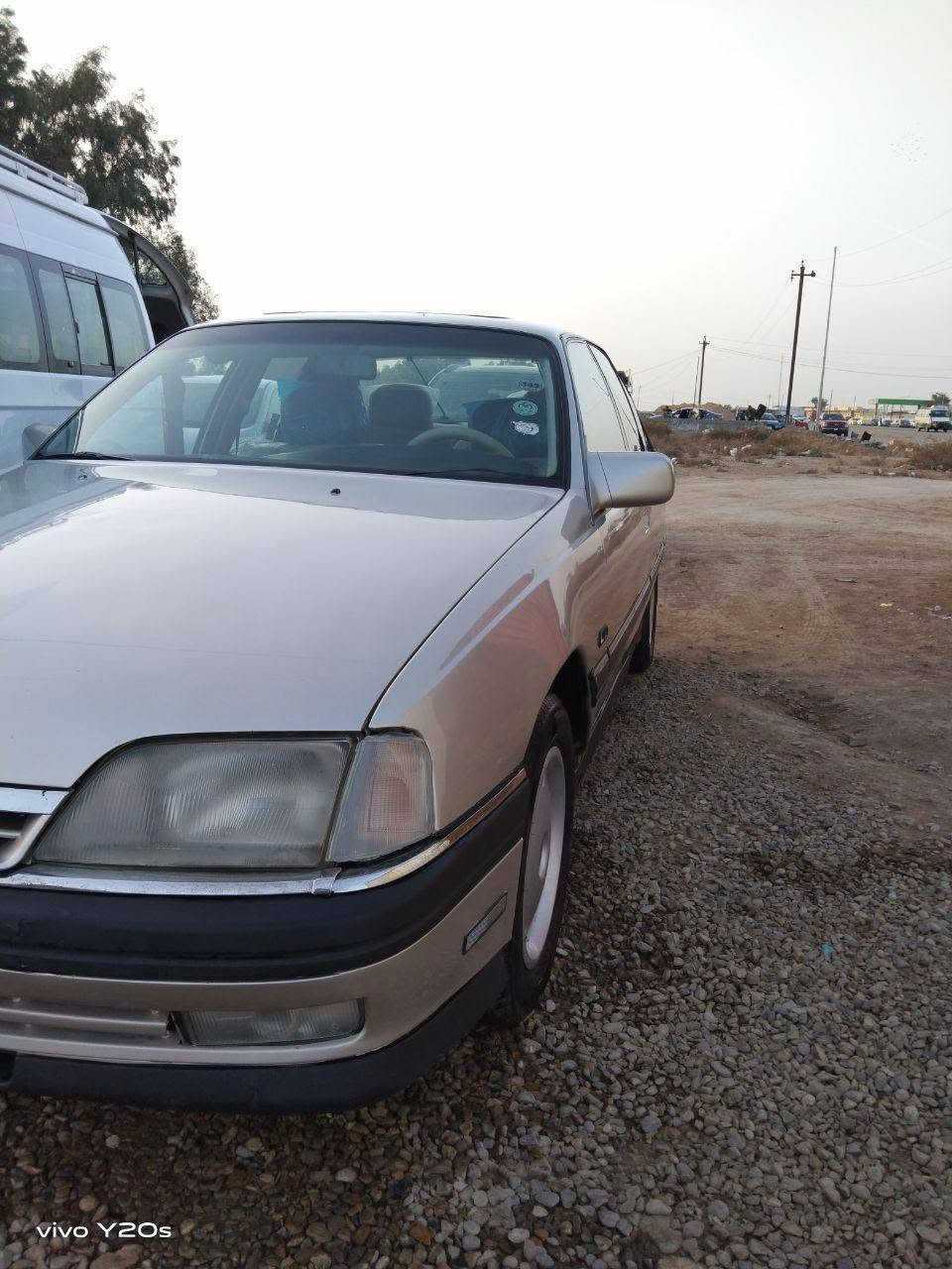 السلام عليكم ورحمة الله 
اوپل اوميگا للبيع 
موديل 1991 
لون اصفر ذهبي 
لون غرفة بيجي 
محرك 20 
گير عادي 
فتحة بالقمارة 
رقم كركوك 
مصبوغة صبغ ممتاز 
خياس ماكو 
صدر جديد 
غرفة نضيفة 
شاشة كلها شغالة
كهربائيات مضبوطة وشغالة 
محرك لا تنقيص ولا بخار 

السيارة احلى من الصور كاملة 
السعر 35 وبيها مجال 
للاستفسار الاتصال على الرقم 
***********
مكان ديالى ناحية كنعان
