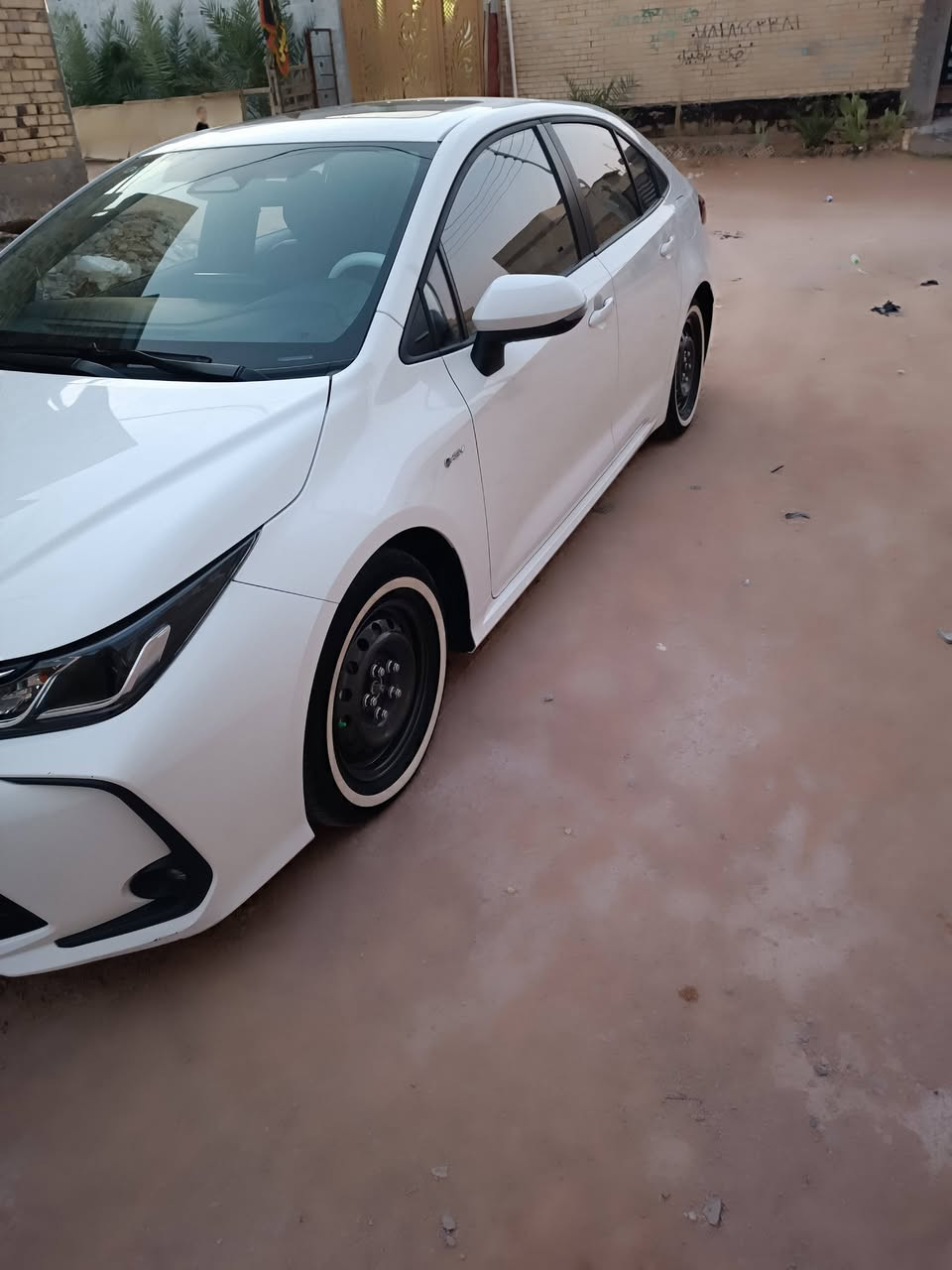 كورولا هايبرد موديل 2024

ماشية25 الف حقيقي

فول مواصفات 

داخل اسود

بيهه دحجه بلباب وطعجه بتكمه صورهن موجوده 

لايتات زينون 

سايد بريك دگمة

تبريد قطعتين بعد بيهه مواصفات ماذاكرهن

العنوان النجف 

للاستفسار ‪***********‬‏
