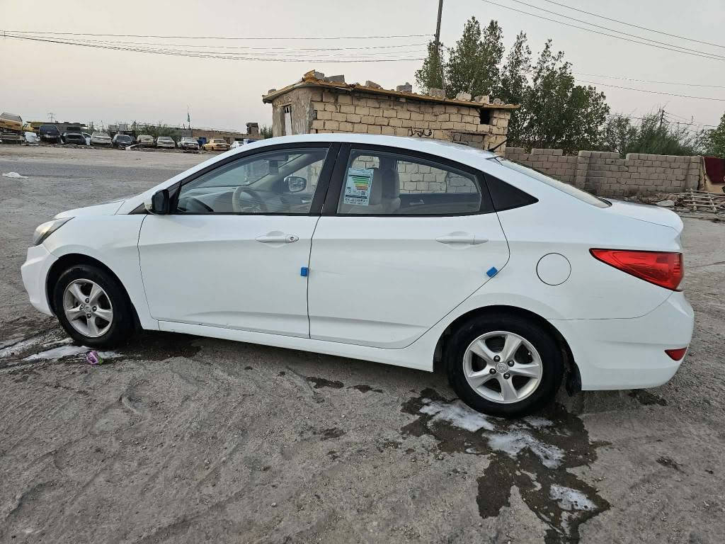 مكلف بالنشر 
اكسنت خليجي كفاله عامه 
جديده جدا استخدام شخصي من الدوام للبيت 
كفاله من الصبغ والفتح والتبديل والضربه 
محرك ١٦٠٠ 
رقم ذي قار 
مكانها قضاء الشطره 
السعر ٨٩  بيه مجال 
*********** الشطره, ذي قار
