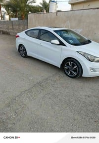 خليجي 12 بغداد بسمي سيارة نضيفه بيه جاملغ خلفي رش بدون معجون مكينه 180...