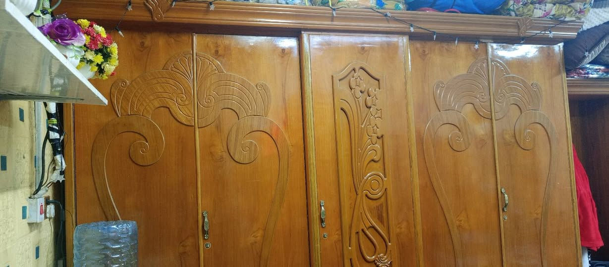 غرفه نوم كامله البيع
سعر 850 وبيها مجال 
العنوان البصره تقاطع العاليه شارع 18 

التواصل واتساب موجود او تصال 

***********
