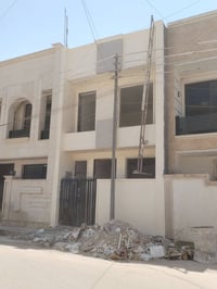 بيت للبيع الدوره حي دجله شارع القمه ٧٥ متر واجهه ٥ ونزال ١٥  بصف الركن...