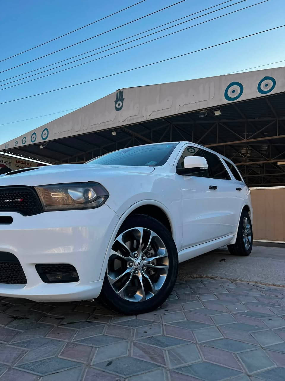دوج  دورنكو2020 GT بلاص فول مواصفات خليجية السيارة 
وكالة ليث العبيدي 

اللون ابيض
محرك v6.    3600
فتحة سقف
حساسات خلفية
اشاير بالمري 
كشن  داخل بيجي 
الابواب الامامية بصمة
نظام تثبيت السرعة التكيفي
نقطة عمياء
جنطة كهرباء
فتحة سلايد
اطفاء ذاتي
ستيرن تدفئة
تشغيل عن بعد
توقف ذاتي عند الرجوع 
‏parksense automatic braking
توقف ذاتي امامي
كشنات جلد كهرباء ترحيب وخزن
الكشنات الامامية تدفئة 
الكشنات الخلفية تدفئة
ستيرن كهربائي
وضعيتان قيادة
لايتات زنون عدسات جديدة
كامرة دوارة 
شاشة كبيرة
شاشات خلفية 
تبريد 3 قطع
ماشية 158 الف كيلو متر 
السيارة مكفولة ما عدا بارد باب العبري شبر واحد ما بيها قطرة صبغ السيارة
السعر 300 بيها مجال حگ الجيه 
رقم بغداد دولي  بأسمي ثاني يوم اداور
السيارة للبيع فقط بدون مراوس  
مكان السياره / الديوانية - العروبة 
للاستفسار الاتصال +واتساب ***********
