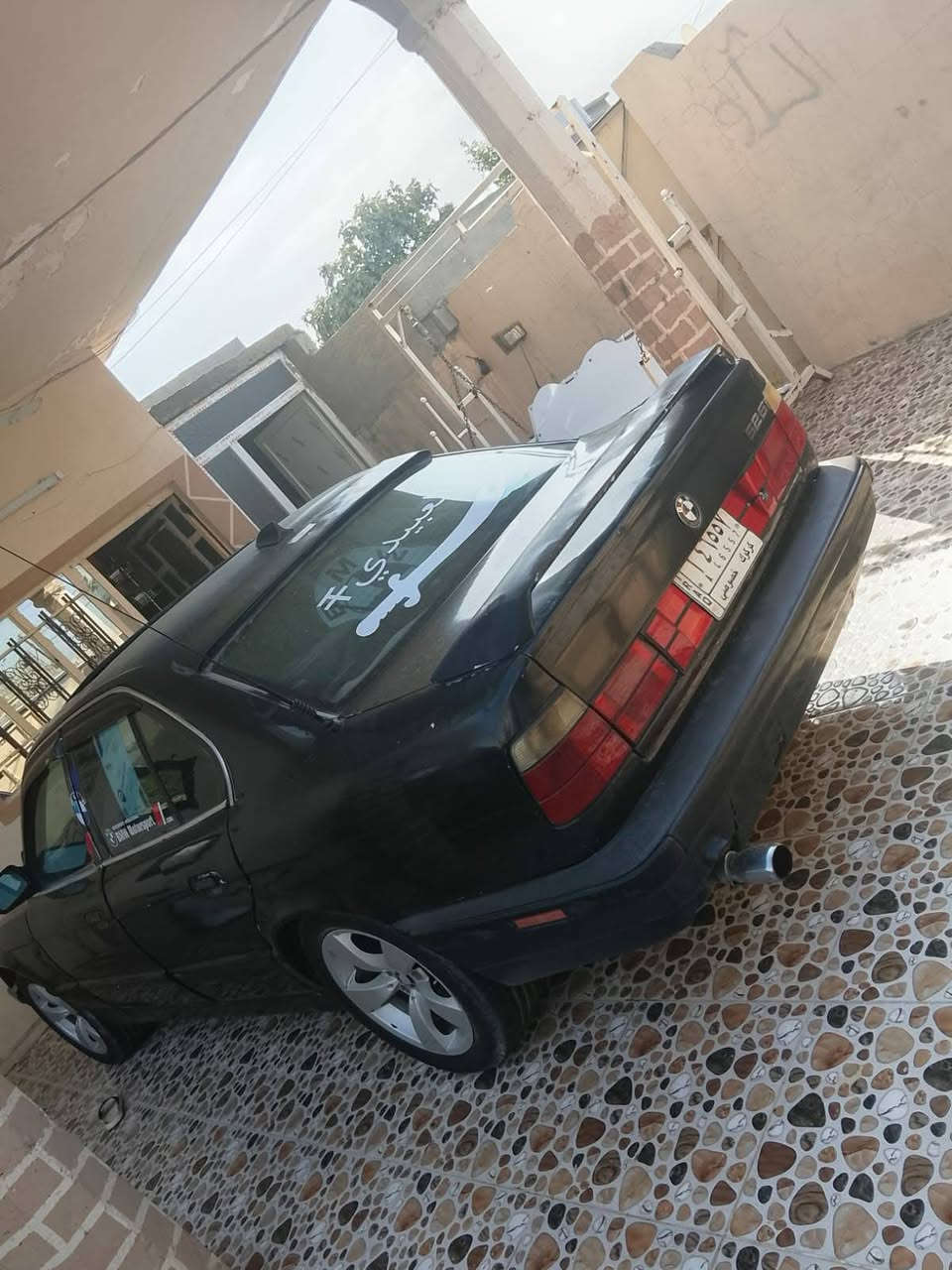 السلام عليكم.. BMW موديل 1991حجم 525 كير عادي تخم تاير جديد كهربائيات شغاله كلها محرك وكير وصدر بشرط مكان السياره كركوك تبريد شغال سنويه مشروع وطني لغاية 2030 شرط التحويل بطاقه بانزين موجوده بيها سياره مال بيت سعرها 35 ورقه يرهم مراوس حسب القناعه *********** كركوك, العراق

