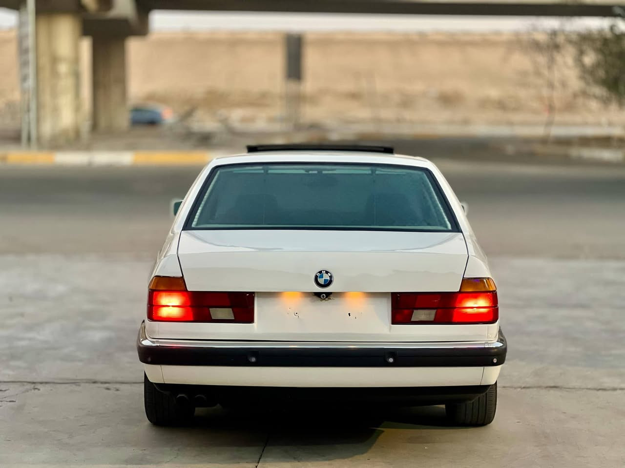 Bmw 730i 
مكينه مسكر دبل فانوس 
خير من الله مكفوله مكينه وكير  نصبه تخبل 
فتحه سلايد تبريد فول
حداديه نضيفه
غرفتهه ٨٠% يرادلهه ترتيب 
سعره ٧٥ ورقه وبيهه مجال 
سبب البيع اريد ٨ سلندر بنضافتهه 
مكاني ديوانية
***********
