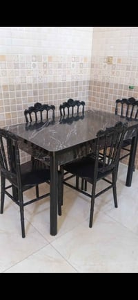 ميز طعام • بغداد الخطيب • للبيع