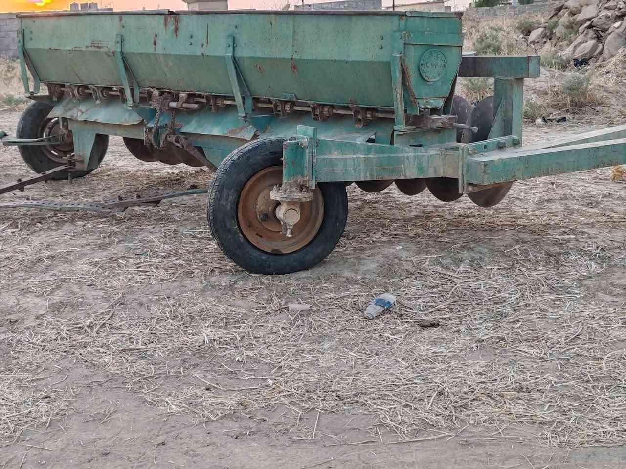 السلام عليكم اللبيع دسك ١٢ فصال مؤيد صاج فرنسي مكفول من خياس ولحيم رقم الهاتف *********** بي واتساب
