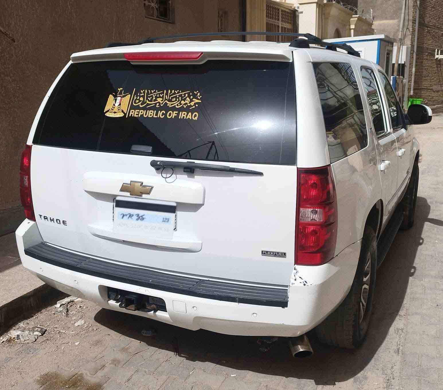 تاهو ادوات ٢٠٠٧ LTZفول مواصفات ملكي
بيها ٤ بيبان صبغ مكفوله الگص والفتح والسرقه و العشائر 

گير ومحرك وتبريد خير من الله 
لايت زنون 
جنطه كهرباء 
فتحه بالسقف 
اشاره بالمري +مرايات شفط 
كشنات كهربائيه امامي وخلفي 
تدفئه شكنات امامي وخلفي 
حساس خلفي 
شاشه ونضام صوت ستيريو 
ب٦٥ وبيها مجال مكاني البصره 
***********

