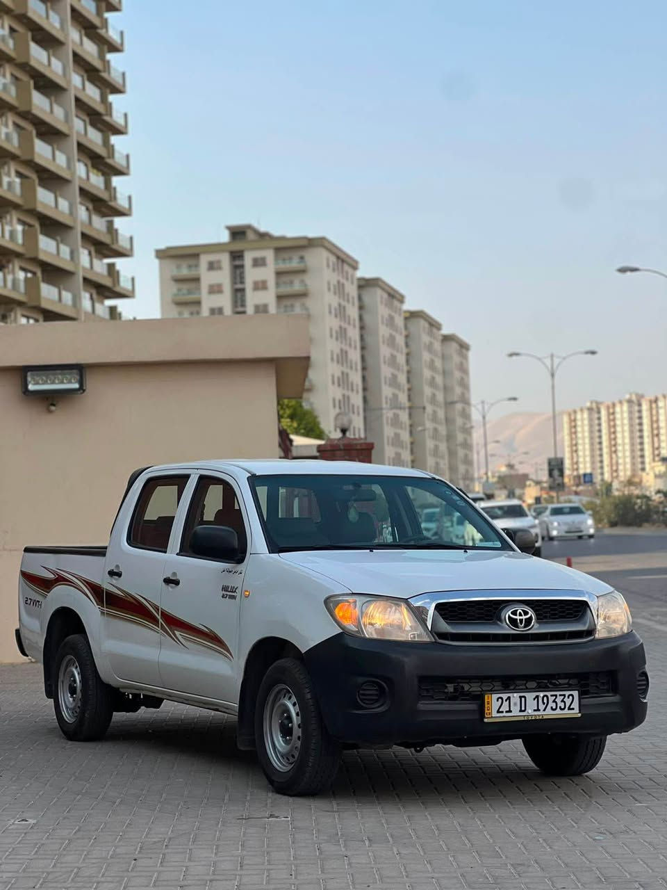 سەنەوی تاوەکو ٢٠٣٠ تازەیە و بەناوی خۆمەوەیە
٢١٢ هەزار رۆشتوە 
گیرو مەکینەی نەکراوەتەوە
تایەیی تازەیە
***********
سلیمانی السليمانية, العراق
