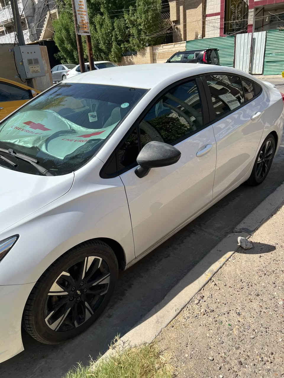 شوفرليت كروز ٢٠١٩رقم اربيل جديد السعر ٨٨وبيها مجال بسيط للشراي حادثها مو موضح بالصور وبيها الصفحه اليمنه كلير من امريكا فقط كلير لا ضربه لا معجون الاتصال ***********

نص مكتوب في الصور:
- BidFax - IAAI انتقال Chevrolet Cruze 2019 White 1.4L 4 vin: 1G1BJ5SM6K7103137 free car ... قد تكون الصور محمية بموجب حقوق النشر. مزيد من المعلومات مشاركة BidFax - IAAI BidFax - IAAI 1G1BJ5SM6K7103137