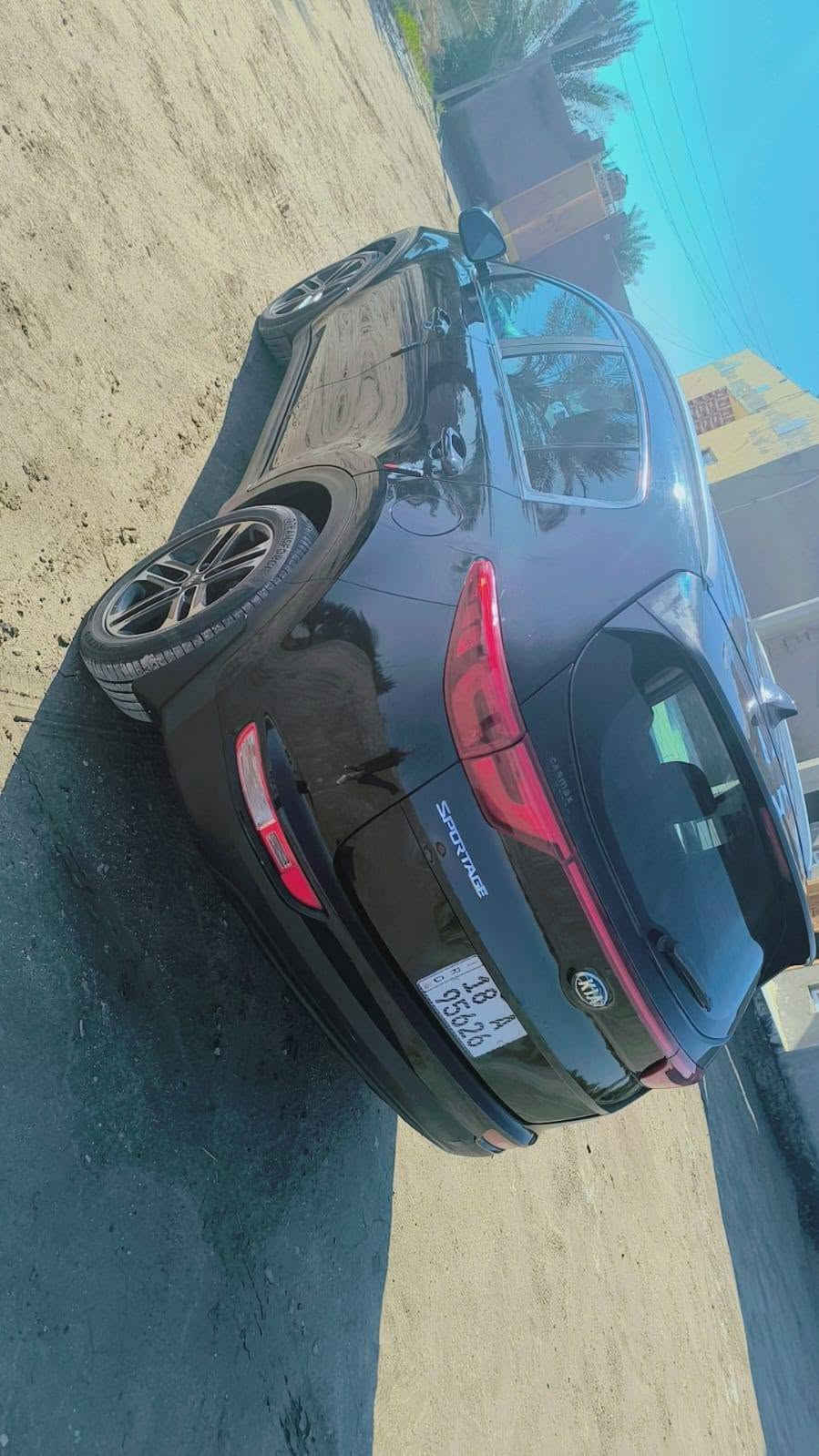 كيه سبورتج وأرد امريكي حادثه جاملغ وبنيد بأمريكا موديل سنه 2018 لون أسود ملكي 
مكينه 2400
ماشيه 125الف 
تبريد تدفئه شرط حداديه خير من الله سعر140وبيه مجال 
تبريد قطعتين 
سنويه جديده باسمي 
مكان المثنى الرميثه رقم الموبايل 
‏‪***********‬‏
ملاحظه غير متواجد على الفيسبوك أتصل وتدلل
